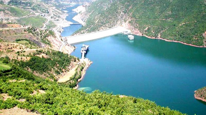 OSHEE nis importin, 9.3 milione euro tender per blerjen e energjise elektrike
